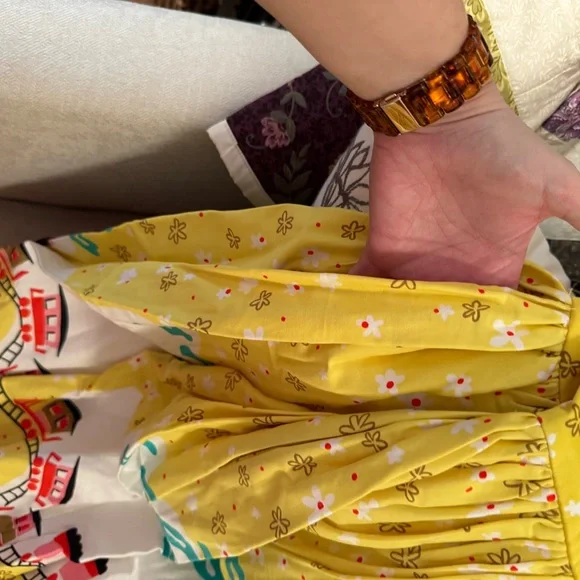 Pinup Couture Yellow Floral Dress - Picture 4 of 5